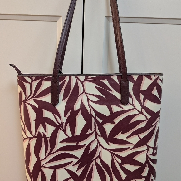 Kate Spade Purple Leaf Print Tote Bag - Picture 2 of 4